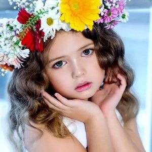 Meet your Posher, Alexia